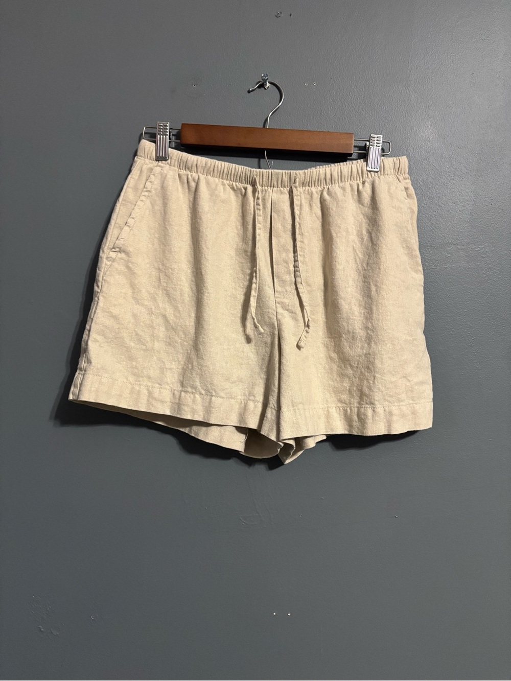 Gap linen blend minimalist tan coastal boho shorts size small